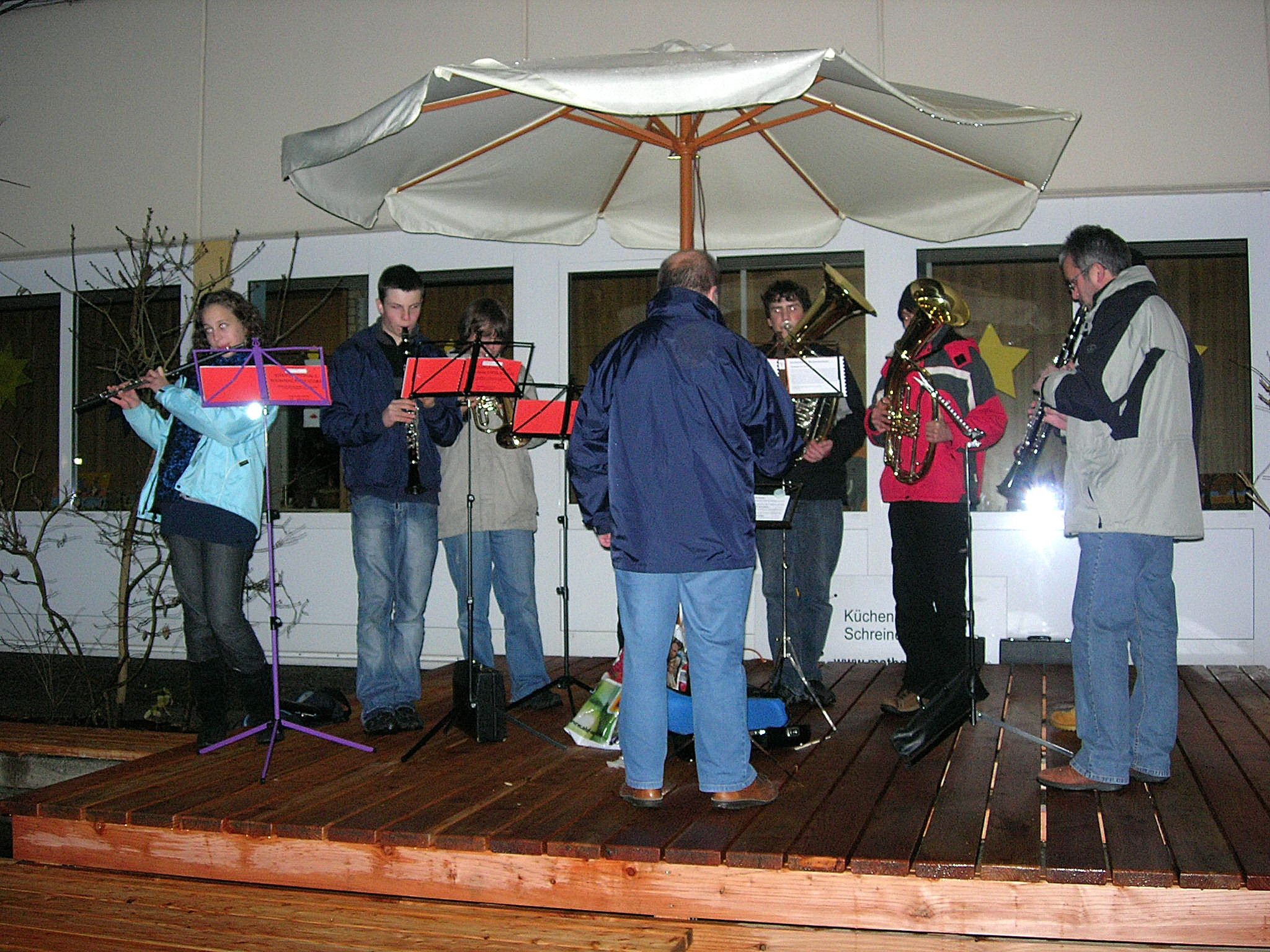 WeihnachtsmarktSchule01122007 035